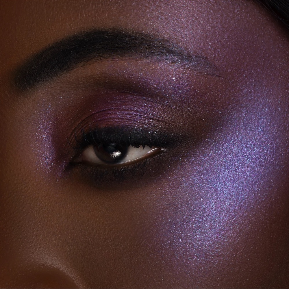Black Moon Cosmetics Recently Deceased Duo-Highlighting Blush and Lip Gloss - Picture 13 of 13